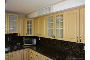 550 Ocean Dr #5f, Key Biscayne, FL 33149, Sold 09/12/16