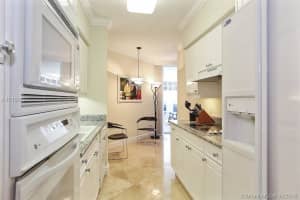 4775 Collins Ave, Miami Beach, FL 33140, Sold 08/30/16