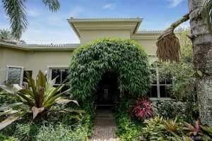 13890 SW 33rd Ct, Davie, FL 33330, Sold 09/08/16
