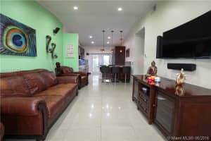7682 NW 183rd Terrace, Hialeah, FL 33015, Sold 07/29/16