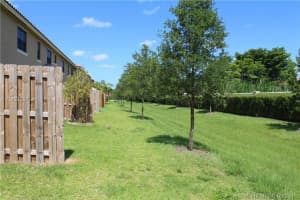 12230 Village Pl, Davie, FL 33325, Sold 09/16/16