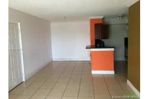 15201 SW 80th St, Miami, FL 33193, Sold 02/24/17