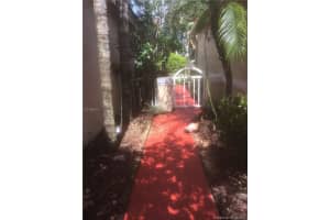 5032 SW 149th Terrace, Davie, FL 33331, Sold 09/09/16