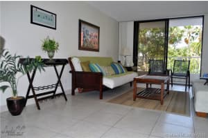 200 SE 15th Rd #3j, Miami, FL 33129, Sold 08/31/16