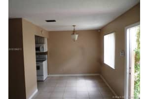 3709 NW 84th Ave, Sunrise, FL 33351, Sold 09/23/16