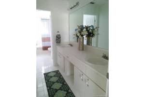 2820 NW 99th Terrace, Sunrise, FL 33322, Sold 09/15/16