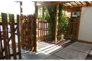 1607 SW 131st Pl Cir W, Miami, FL 33175, Sold 10/25/16