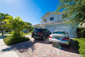 1909 SE 22nd Ct, Homestead, FL 33035, Sold 11/15/16