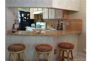 6405 W 27th Ln, Hialeah, FL 33016, Sold 10/12/16