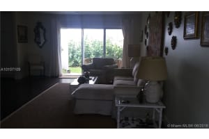 210 NE 211th St, Miami, FL 33179, Sold 03/13/17
