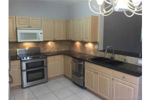 15843 SW 61st St, Miami, FL 33193, Sold 09/27/16
