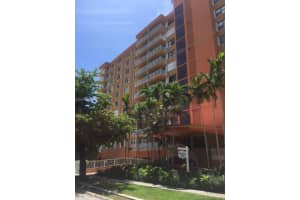 2450 NE 135th St, North Miami, FL 33181, Sold 08/31/16