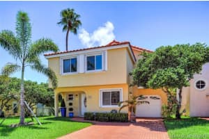 1121 SE 5th Ct, Dania Beach, FL 33004, Sold 08/15/16