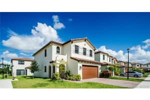3588 SW 91st Way, Pembroke Pines, FL 33025, Sold 06/01/17