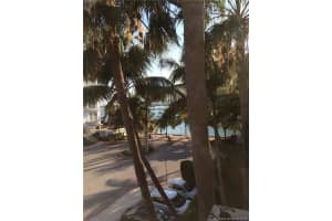 1441 Lincoln Rd, Miami Beach, FL 33139, Sold 10/13/16