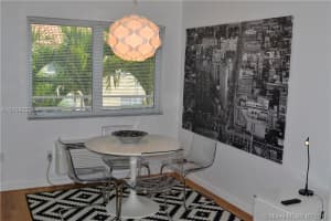 745 13th St, Miami Beach, FL 33139, Sold 12/23/16