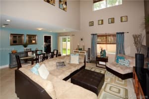 126 E Riverbend Dr, Sunrise, FL 33326, Sold 08/26/16