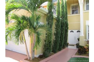 15767 SW 61st St, Miami, FL 33193, Sold 09/09/16