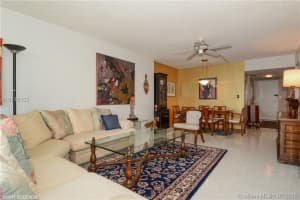 3375 N Country Club Dr, Miami, FL 33180, Sold 12/12/16