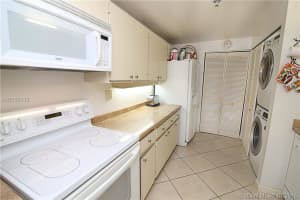 3200 Collins Ave, Miami, FL 33140, Sold 09/30/16