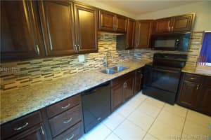 6784 SW 39th Ct, Davie, FL 33314, Sold 08/15/16