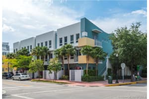 210 Washington Ave, Miami Beach, FL 33139, Sold 09/27/16