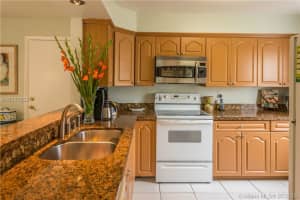 9053 SW 147th Ct, Miami, FL 33196, Sold 09/08/16