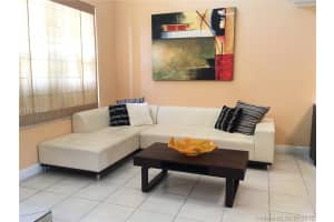 7633 NW 166th Terrace, Hialeah, FL 33015, Sold 08/29/16