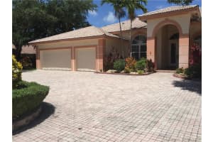 18500 SW 78th Pl, Cutler Bay, FL 33157, Sold 10/17/16