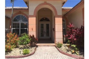 18500 SW 78th Pl, Cutler Bay, FL 33157, Sold 10/17/16