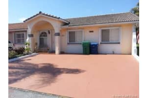 7685 NW 180th Terrace, Hialeah, FL 33015, Sold 08/31/16