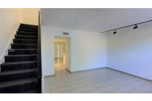 14325 Memorial Hwy #5k, Miami, FL 33161, Sold 01/13/17