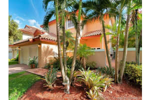 10375 NW 43rd Terrace, Doral, FL 33178, Sold 11/18/16