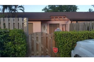 5024 E Lakes Dr, Pompano Beach, FL 33064, Sold 08/31/16
