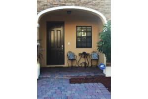 382 NE 37th Pl, Homestead, FL 33033, Sold 09/26/16