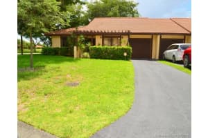 7001 Marlberry Ln, Tamarac, FL 33321, Sold 08/19/16