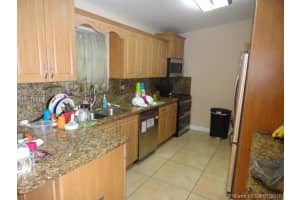 17242 NW 73rd Ave, Hialeah, FL 33015, Sold 09/09/16