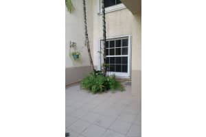 9167 Fontainebleau Blvd, Miami, FL 33172, Sold 03/22/17