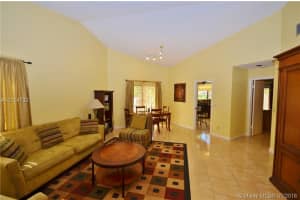 11000 SW 10th St, Pembroke Pines, FL 33025, Sold 08/17/16