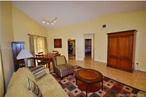 11000 SW 10th St, Pembroke Pines, FL 33025, Sold 08/17/16