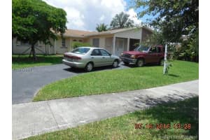 3142 Village Green Dr, Miami, FL 33175, Sold 10/21/16