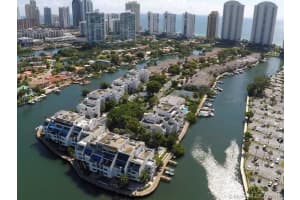 389 Poinciana Island Dr, Sunny Isles Beach, FL 33160, Sold 07/19/17