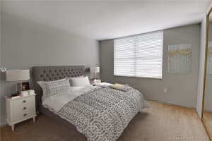 1020 Meridian Ave APT 313, Miami Beach, FL 33139, Sold 03/31/17