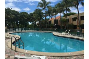 7921 SW 104th St, Miami, FL 33156, Sold 07/21/16