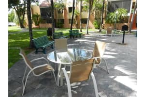 7921 SW 104th St, Miami, FL 33156, Sold 07/21/16