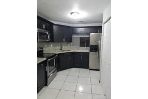 10030 Hammocks Blvd, Miami, FL 33196, Sold 09/30/16