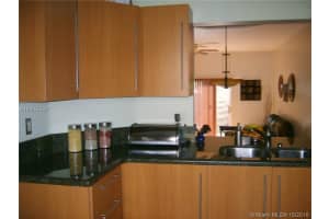 8230 NW 10th St, Miami, FL 33126, Sold 02/01/17