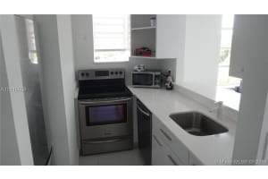 1460 Ocean Dr, Miami Beach, FL 33139, Sold 01/27/17