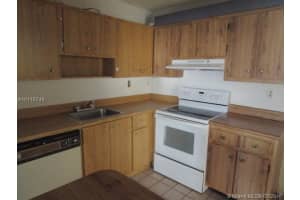 20115 NE 3rd Ct, Miami, FL 33179, Sold 12/23/16