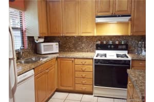 11231 SW 114th Ln Cir, Miami, FL 33176, Sold 09/19/16